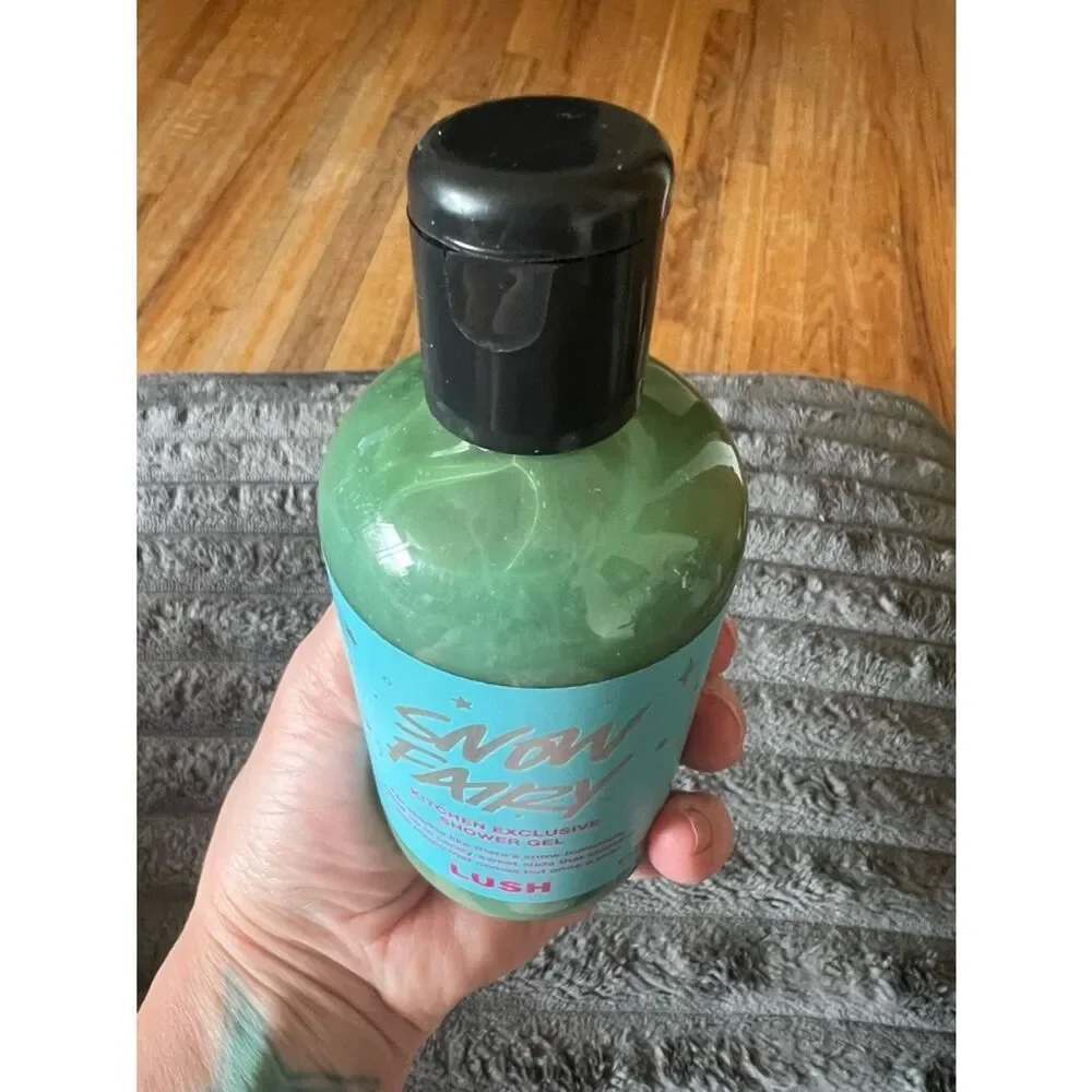 Lush UK Kitchen Exclusive Snow Fairy Shower Gel RARE NEW